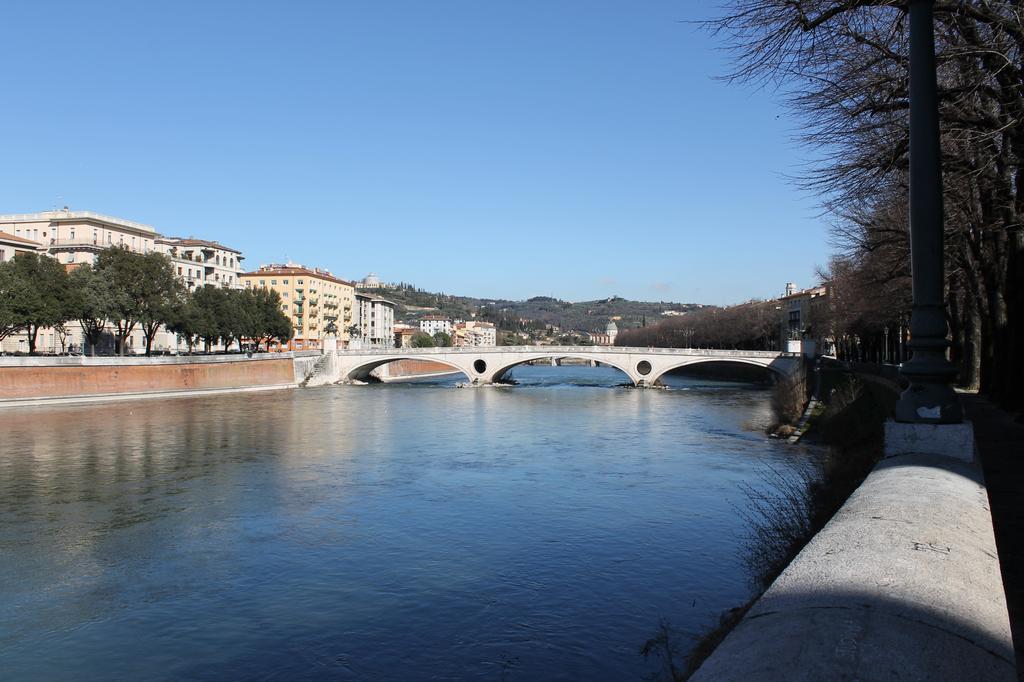 River House Vérone Extérieur photo